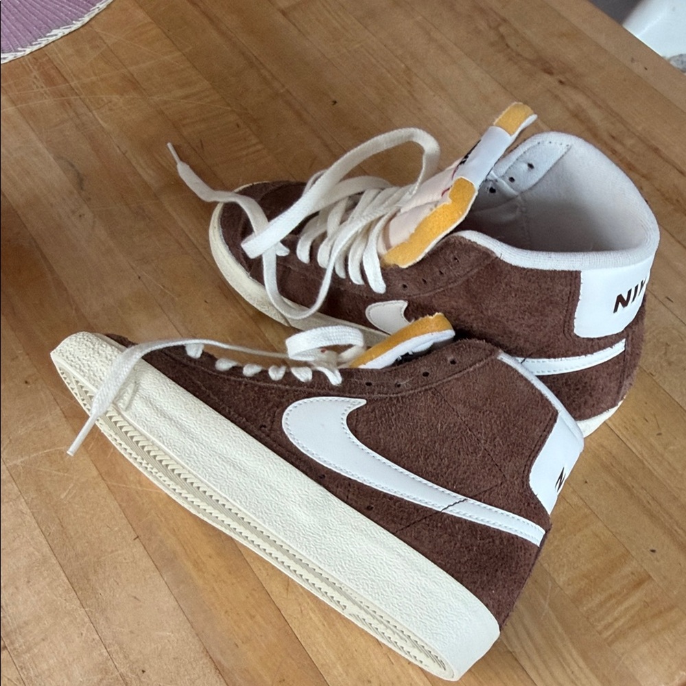 NEW Nike Brown Suede High-Top Sneakers